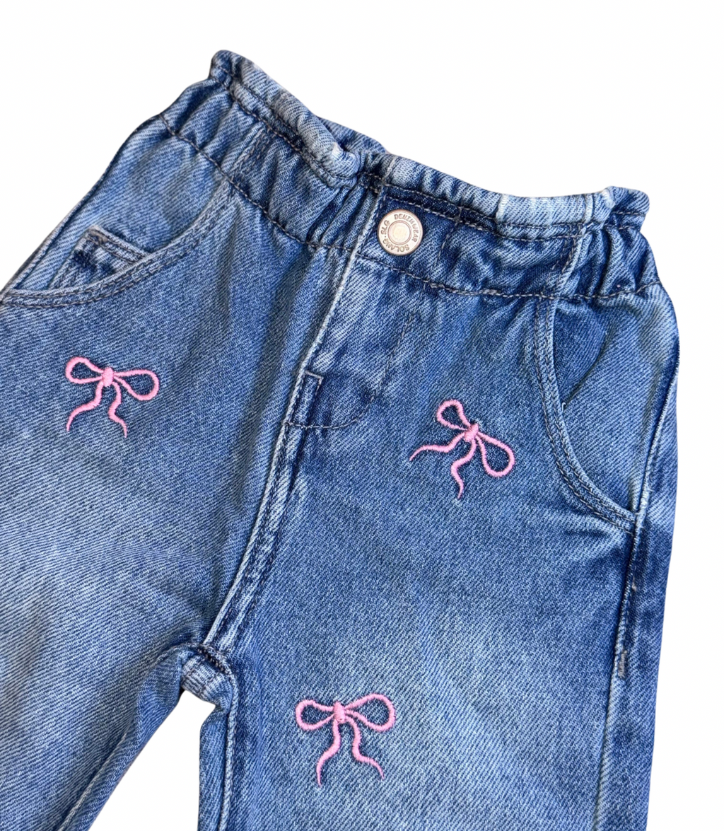 Pinkie Bow Jeans