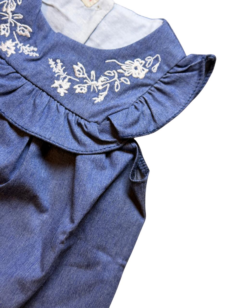 Girly jeans suit